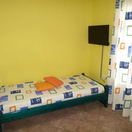 Santorious Apartamento *